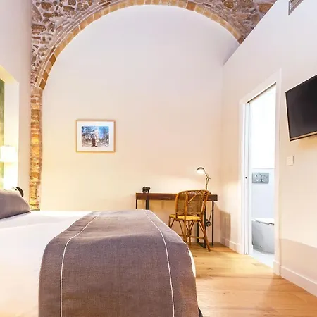 Genteel Plaza De Espana *