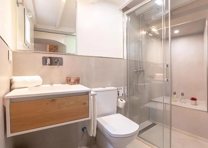 Genteel Plaza De Espana Apartment