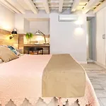 Genteel Plaza De Espana Appartement *
