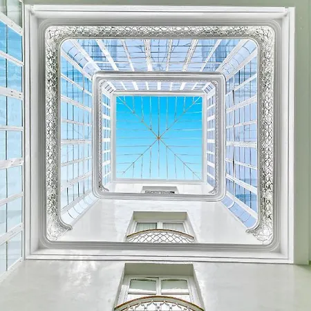 Genteel Plaza De Espana