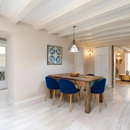 Genteel Plaza De Espana * Cádiz