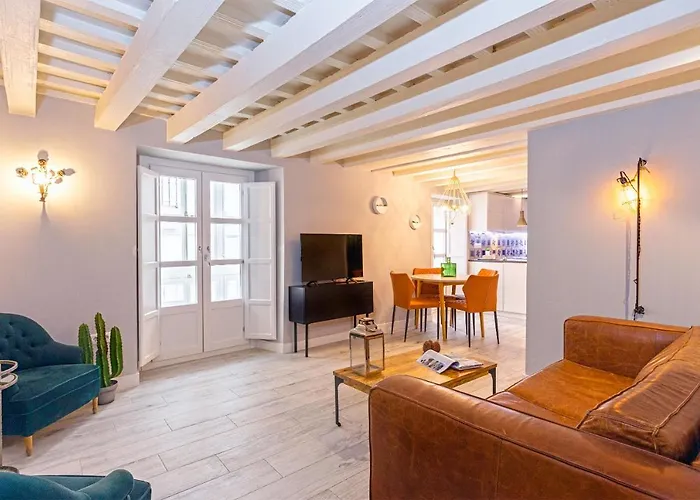 Genteel Plaza De Espana Apartment