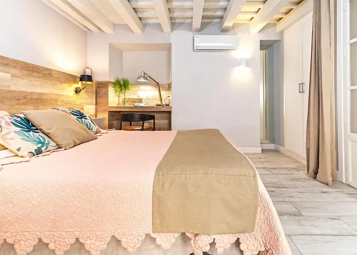 Genteel Plaza De Espana Apartment *