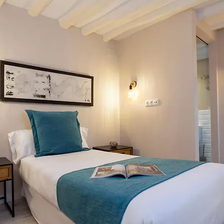 Genteel Plaza De España