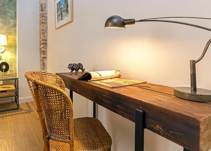 Genteel Plaza De España *