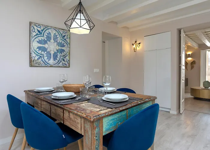 Genteel Plaza De España *